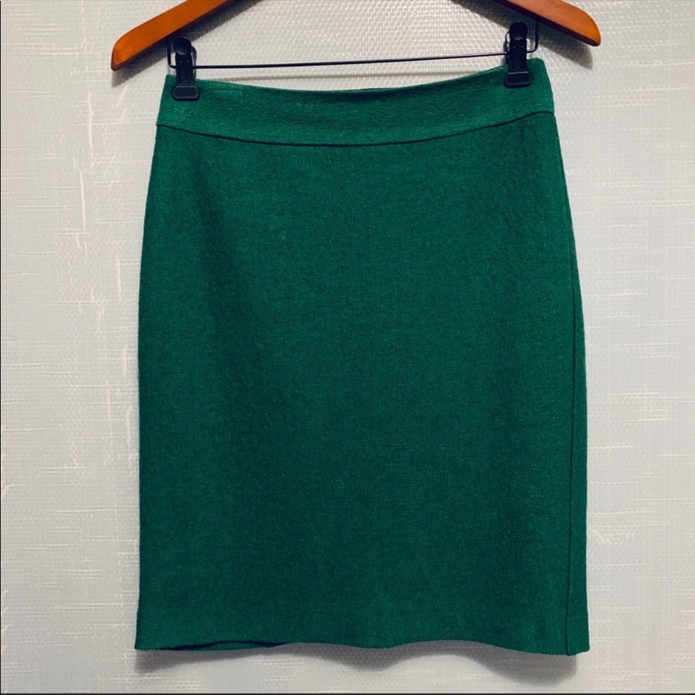 Banana Republic wool blend pencil skirt